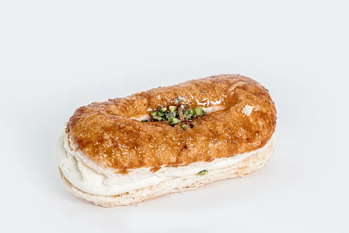 Creamy zaban pastry filled with cream